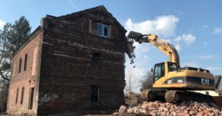 Демонтаж кирпичного дома Костомукша, цена от 2992 руб.