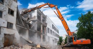 Промышленный демонтаж зданий Костомукша, цена от 2992 руб.