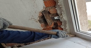 Демонтаж оконных откосов по выгодной цене от 525 руб. в Костомукше - Сварной-Ктм